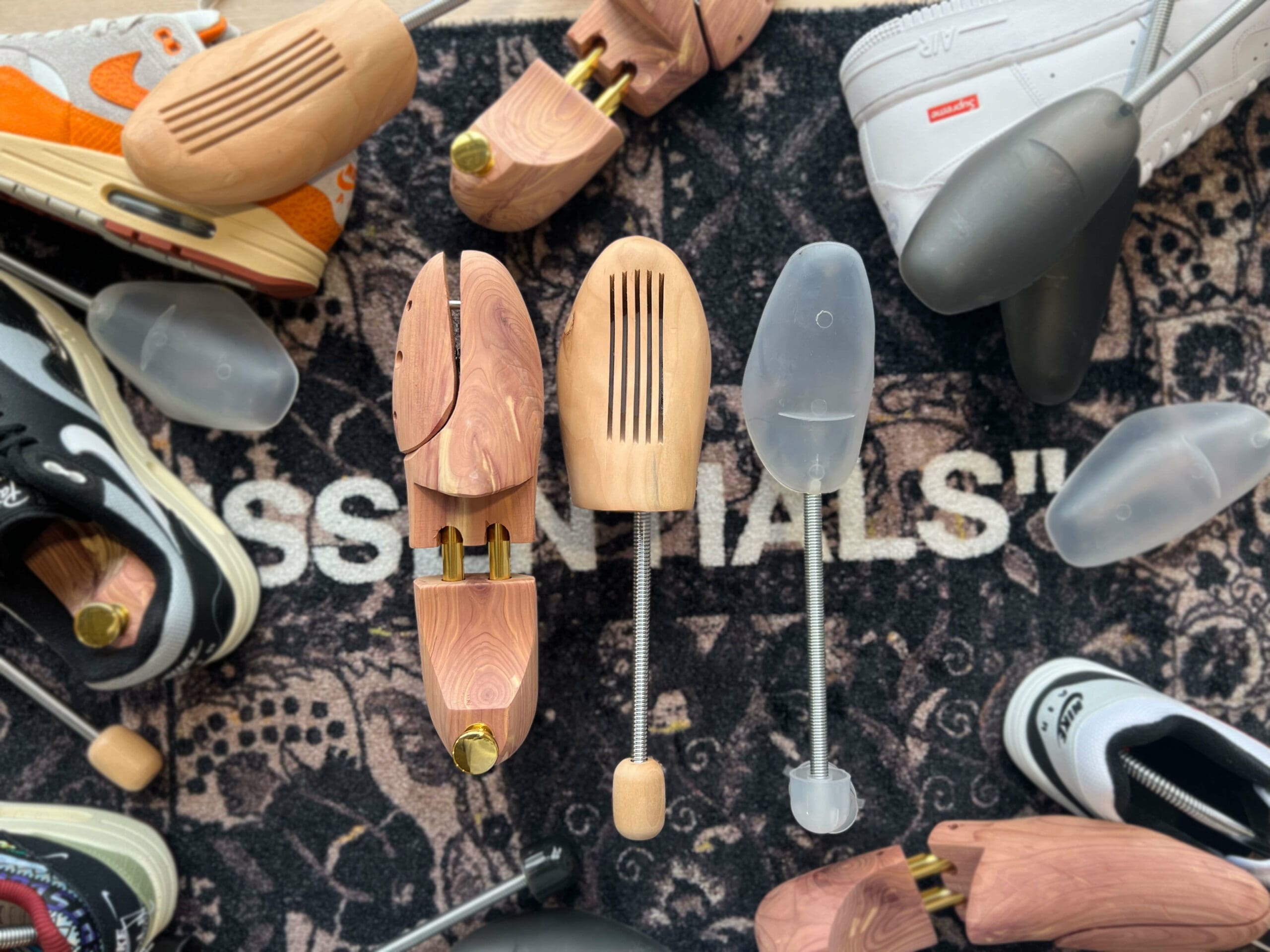 Schoenspanners: De Essentiële Tool voor Perfecte Sneakers